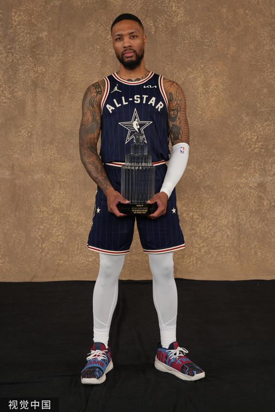 年轻天才的 年轻天才的